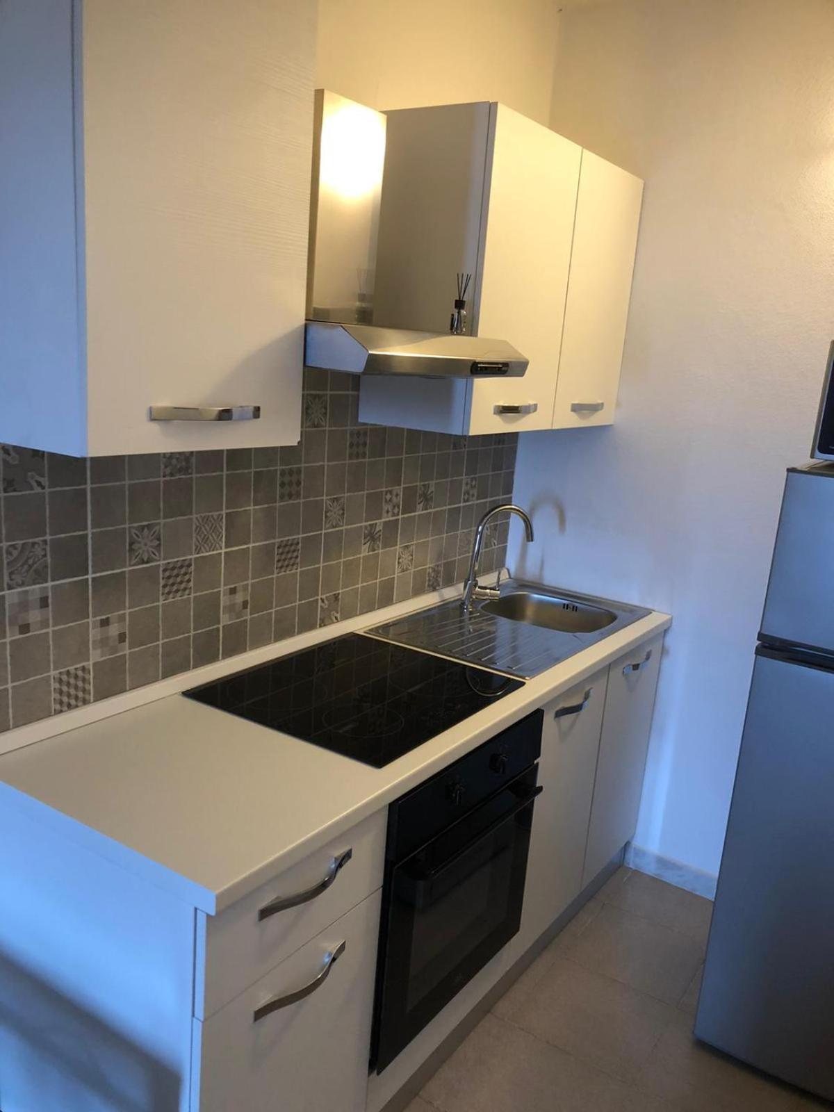 Green Apartment La Maddalena  Екстер'єр фото